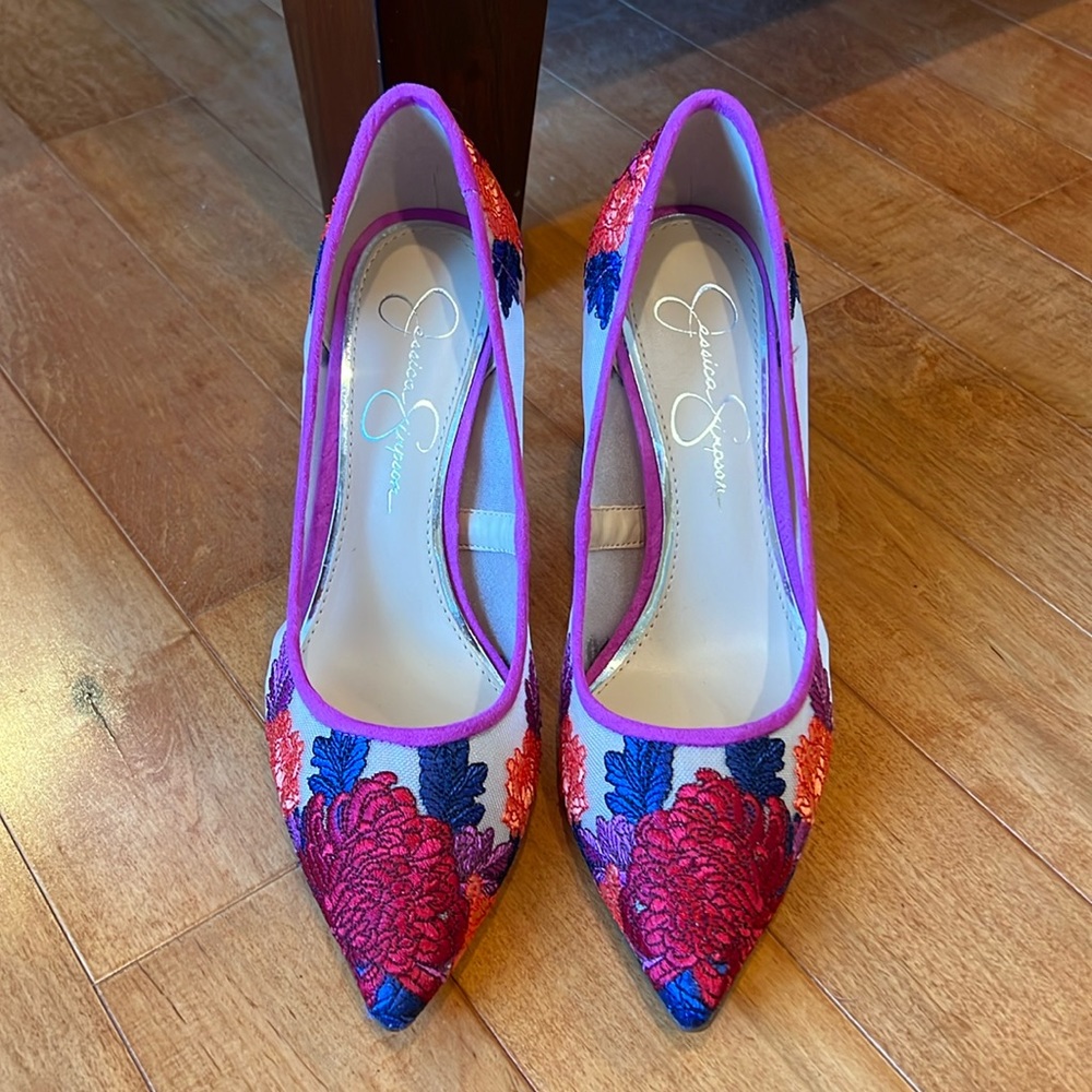 NWOT Jessica Simpson stiletto